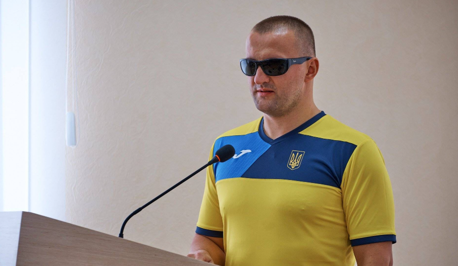 Паралімпійський чемпіон зі Словʼянська Віктор Смирнов про тугу за Донеччиною та заняття з ветеранами